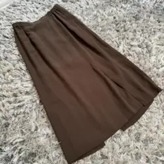 ⭐アミューズ⭐膝丈スカート シンプルスリット風 ブラウン キレイめ　細見え
