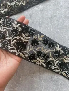 インド刺繍リボン　チューリップ