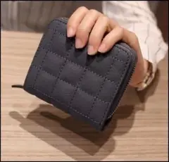 レディース ダークグレー キルティング ミニウォレット 財布 二つ折り財布