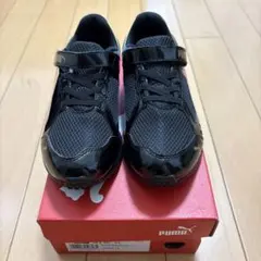 PUMA ブラック/ゴールド スニーカー21.0cm