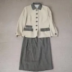 Y120302 AKRIS スカートスーツ