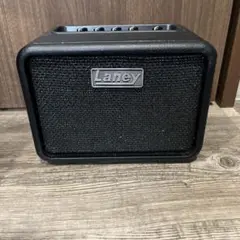 【未使用】Laney Mini-Bass NX 電池駆動ベースアンプ Amazon.co.jp: 【国内正規品】 Laney レイニー 電池駆動ベース
