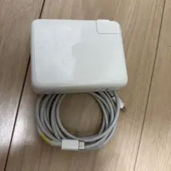 Apple 140W USB-C電源アダプタ A2452