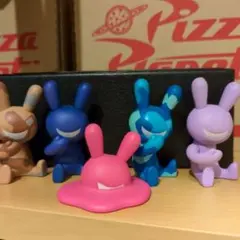 ☆人気フィギュア☆ BLACK RABBiT5体セット　シークレット付き
