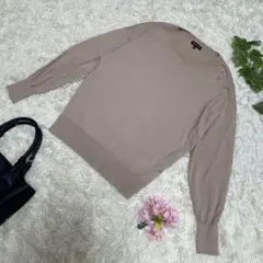 美品　インディヴィ　薄手ニット　ベージュ　ウール100% 38 Mサイズ