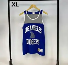 Item thumbnail for item 80e0655f-b2cc-4f7e-82a0-cd1742d06549