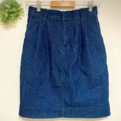 Item thumbnail for item 6bc1b721-9c55-45f9-8e6e-af8057a02d43
