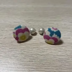 ボタンイヤリング