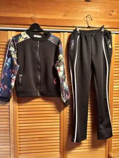 黒 花柄　セットアップ　ジャージ　XXL