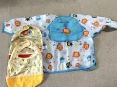 ライオン柄 袖付きお食事エプロンとビブ2枚