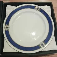 Item thumbnail for item 9ae5b60e-a8e2-4d51-b508-89c2aa4a381a