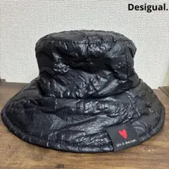 Desigual. デシグアル ハット ロゴ ブラック