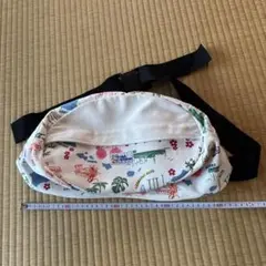 ハワイアン柄　カラフル植物柄 ボディバッグ　ハワイ