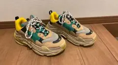 Item thumbnail for item da8ab88a-4fff-45b4-a15d-89767873a317