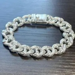 Item thumbnail for item b5b6f26c-01f5-4820-86ca-22ebec9f9cca