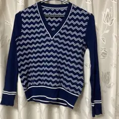 レトロ　Ｖネック長袖ニット