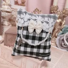 ドール用クッション￤ギンガムチェックとリボン①