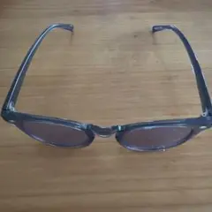 グレー ラウンド型 サングラス