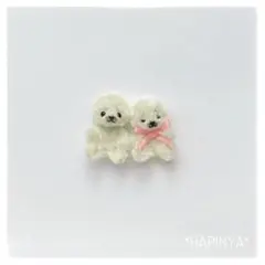 モールアート　生まれたてのアザラシの赤ちゃん　ハンドメイドミニチュアぬいぐるみ