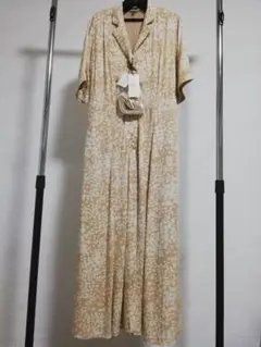 シャツワンピース
