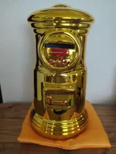 ゴールド郵便ポスト型貯金箱 約30cm 座布団箱付き　特大！