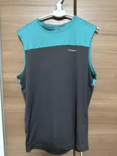 patagonia ウインドチェイサースリーブレス　Mサイズ