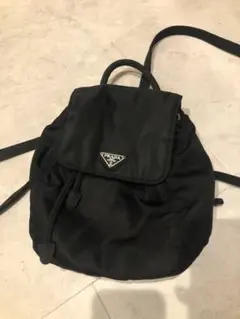 プラダのオリジナルバックパックです。