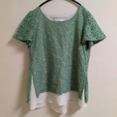 グローブ　レディース　トップス　グリーン×ホワイト　Ｍサイズ