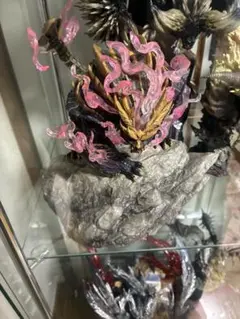 クリエイターズモデル　マガイマガト