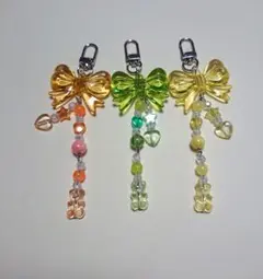 キーホルダー アクリルビーズ
