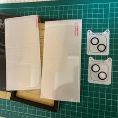 新品未使用　iphone13 6.1インチ　対応　ガラスフィルム２枚　カメラ保護
