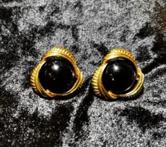 Item thumbnail for item c16ff730-094c-45df-87f9-4d411066c39e