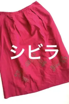 シビラ　膝丈スカート　Ｌ　刺繍模様