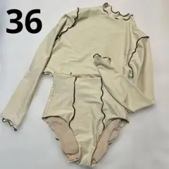 水着　ラッシュガード　二回着用