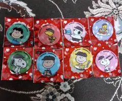 ジョイフル Joyfull×PEANUTS スヌーピー缶バッジ 全8種フルコンプ