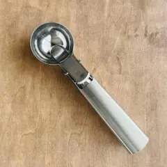 Item thumbnail for item f3d0fa6b-d8b2-4909-bbce-2d4dcb143d98