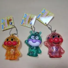 アンパンマンシャカシャカクリアキーホルダー３種セット（バラ売り不可）
