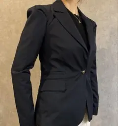 Item thumbnail for item 46490081-0695-48ef-88c2-6f8fb94294b1