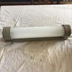 25　昭和レトロ　蛍光灯 壁掛け