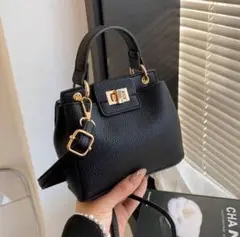 ショルダーバッグ