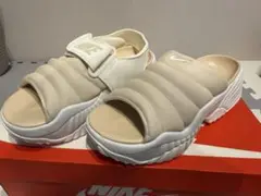 Item thumbnail for item 61687dd2-2b3d-4db7-b4c0-47d291f6fd6a