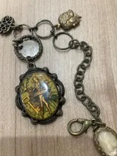 お値下げハンドメイド　アンティーク風キーホルダー