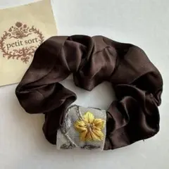 【2点ご購入で1000円】インド刺繍リボンシュシュ No.615