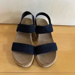スケッチャーズ　美品　一回短時間のみ使用　ネイビー　サンダル　26.0