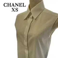 【美品】CHANELシャネル袖なし シャツブラウス シャネルパリの貝ボタン付XS