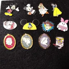 ディズニー　ピンバッジ　12個セット