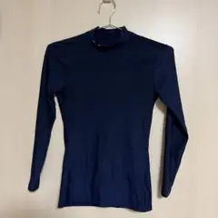 UNDER ARMOUR ネイビー 長袖アンダーシャツ MD