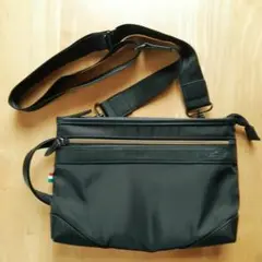 Item thumbnail for item 08f8e87a-2b32-455e-ab45-a122717b557a