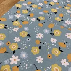 花柄　プリント　ブルー　生地　108cm×45cm