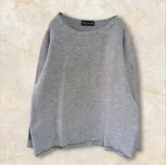 【ブルーブラン】ラウンドネックニット　パール　横編み　セーター　上品　L　グレー